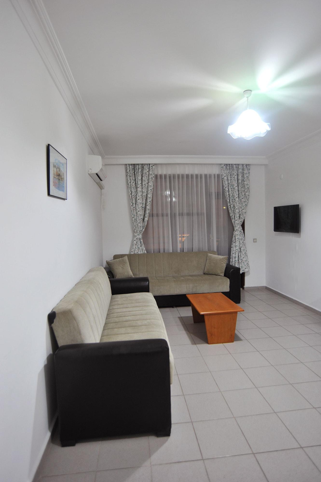 Happy Homes Aparthotel 3*